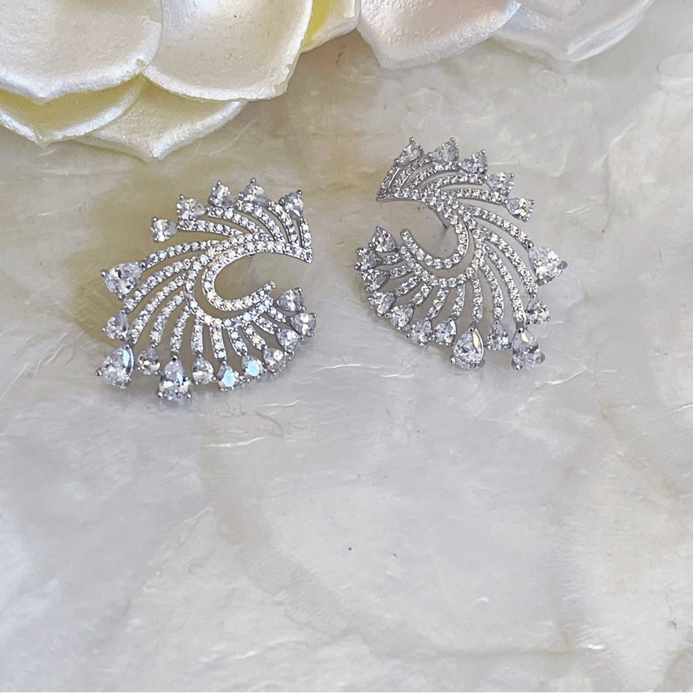 Floral CZ Fan Burst Sparkly Earrings Pierced Bridal NEW